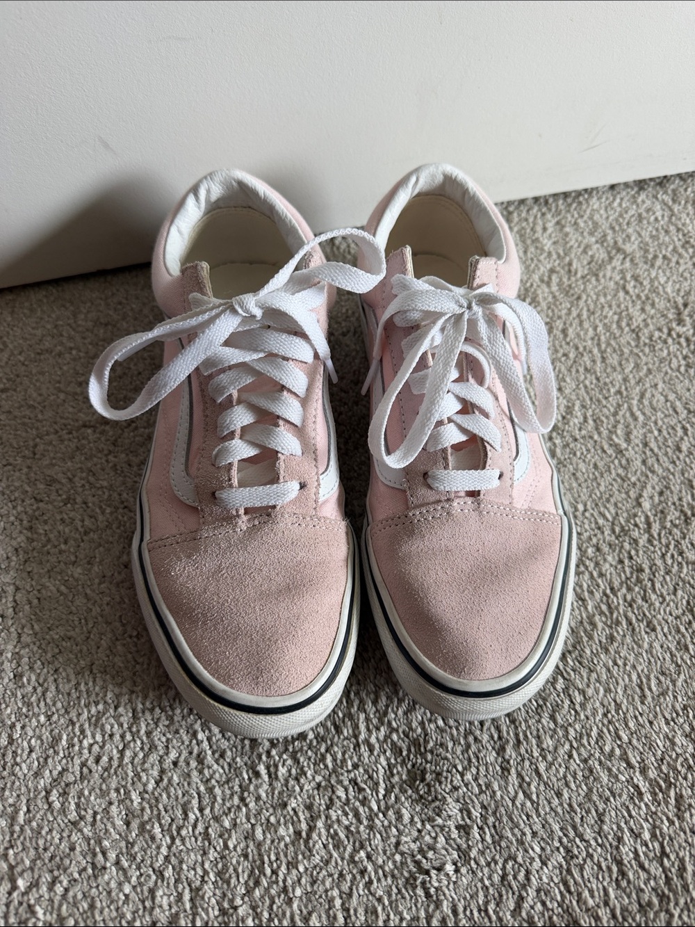 Vans Women's Low-Top Sneakers in Light Pink and White